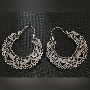 Vintage Boho Flower Hoop Earrings